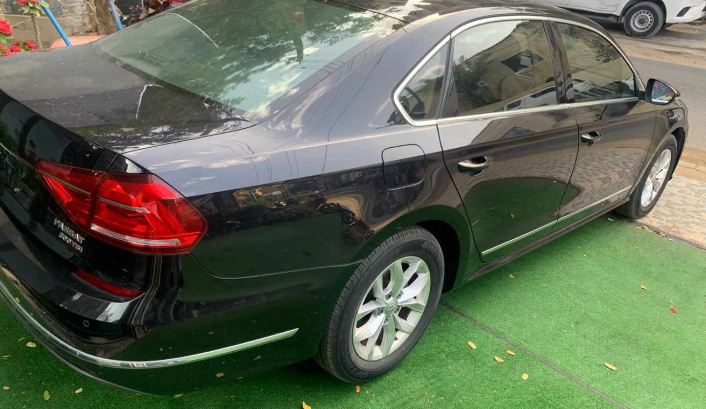 Location Volkswagen Passat 2018 – Transfert passager Dakar – AIBD